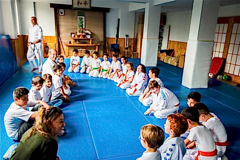 Lösev dojomuzu ziyaret etti